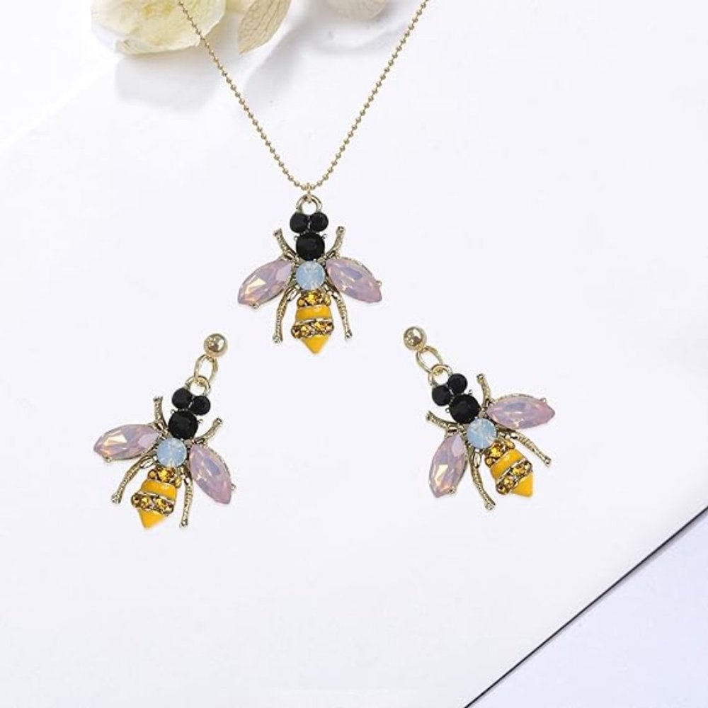 Neiman Marcus Queen Bee Necklace + Earrings Set - Picture 3 of 5